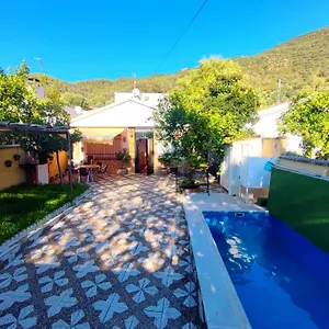 La Casa Del Naturalista Сasa de vacaciones